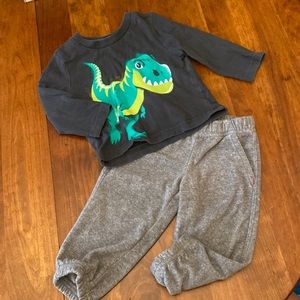 Baby long sleeves and sweatpants